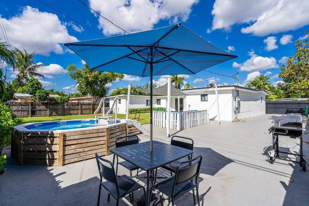הוילה Tamiami Casa De Miller מראה חיצוני תמונה